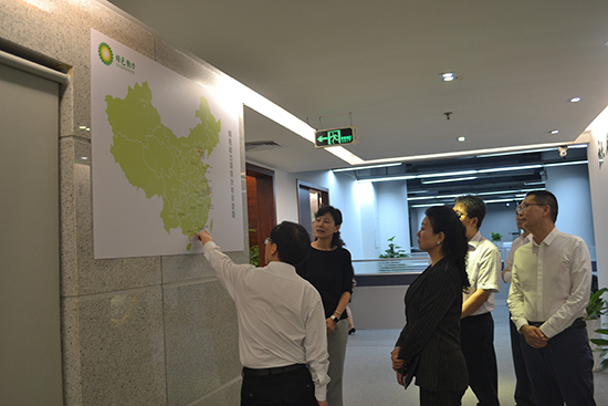 广东省和深圳市总工会领导到优发娱乐·(国际)官方网站集团调研工会工作